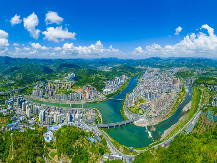 建功示范区   建设示范县　奋力谱写中国式现代化建设竹山篇章